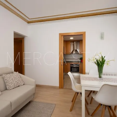Beautiful And Centrally Located Apartamento *